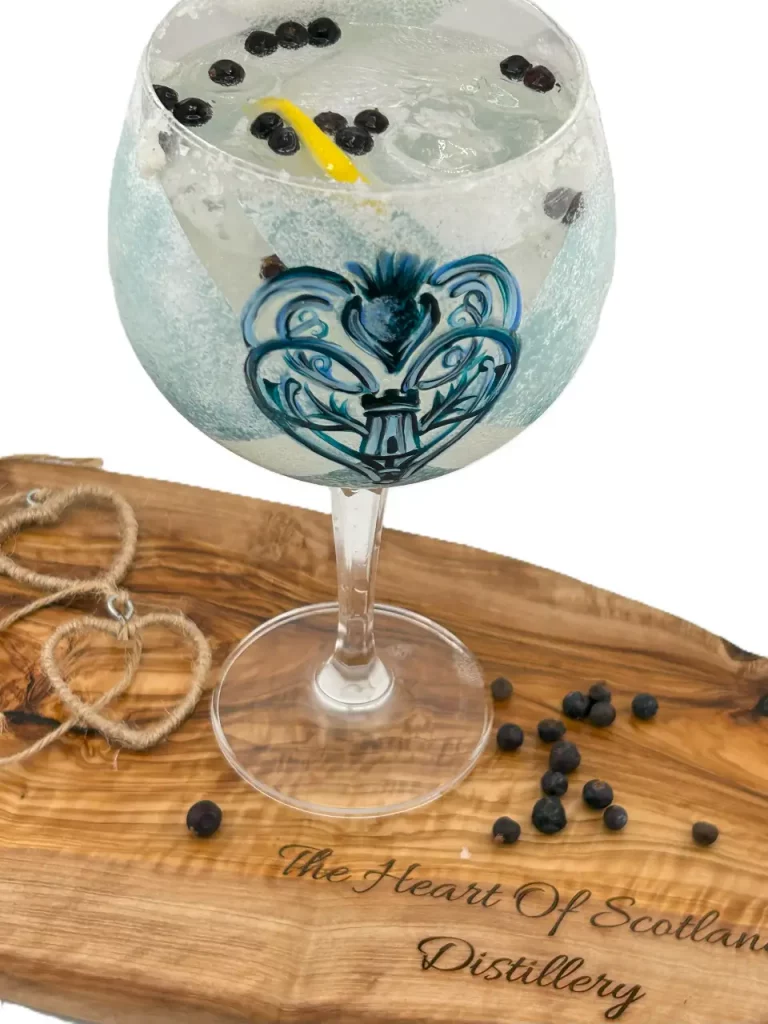 The G & Sea cocktail, a refreshing Scottish craft gin drink infused with citrus and a hint of the sea, made with Heart of Scotland Gin.