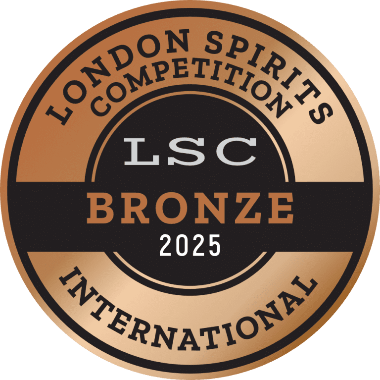 Heart of Scotland Original London Dry Gin bottle with 2025 London Spirits Competition Bronze Medal – award-winning Scottish craft gin from Clackmannanshire